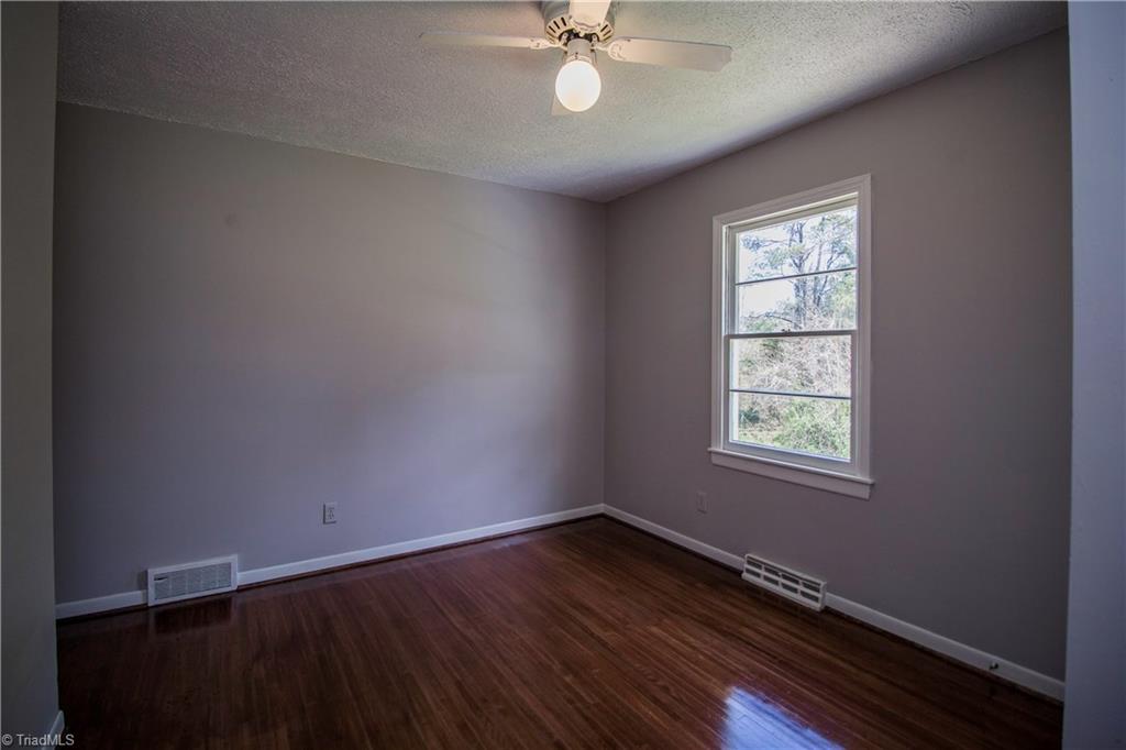 2611 Ingram Road High Point, NC 27263 - Photo 28 of 30 Gallery Image 28
