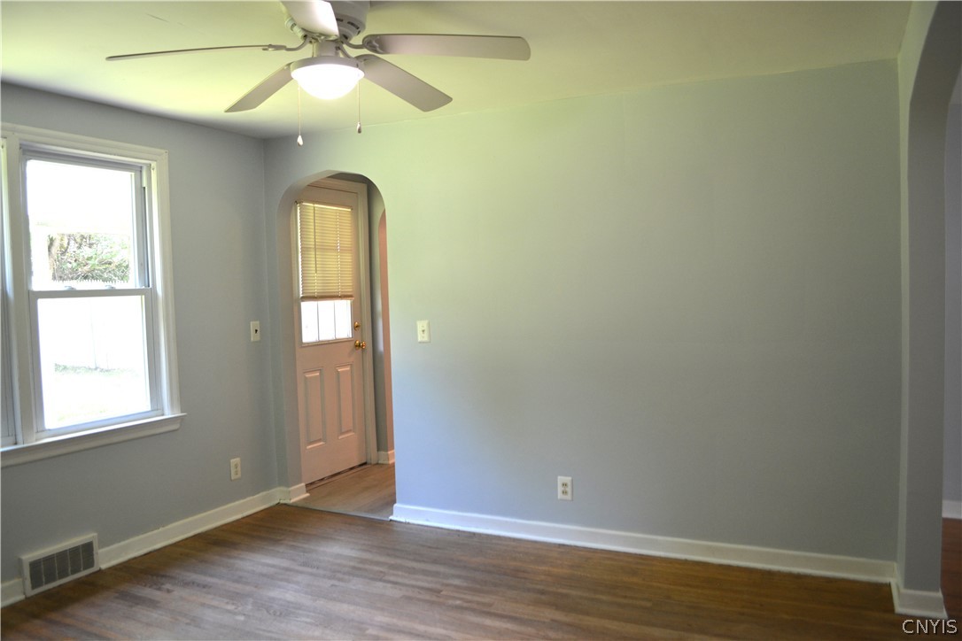 4 Leard Road New Hartford, NY 13413 - Photo 6 of 10 Gallery Image 6