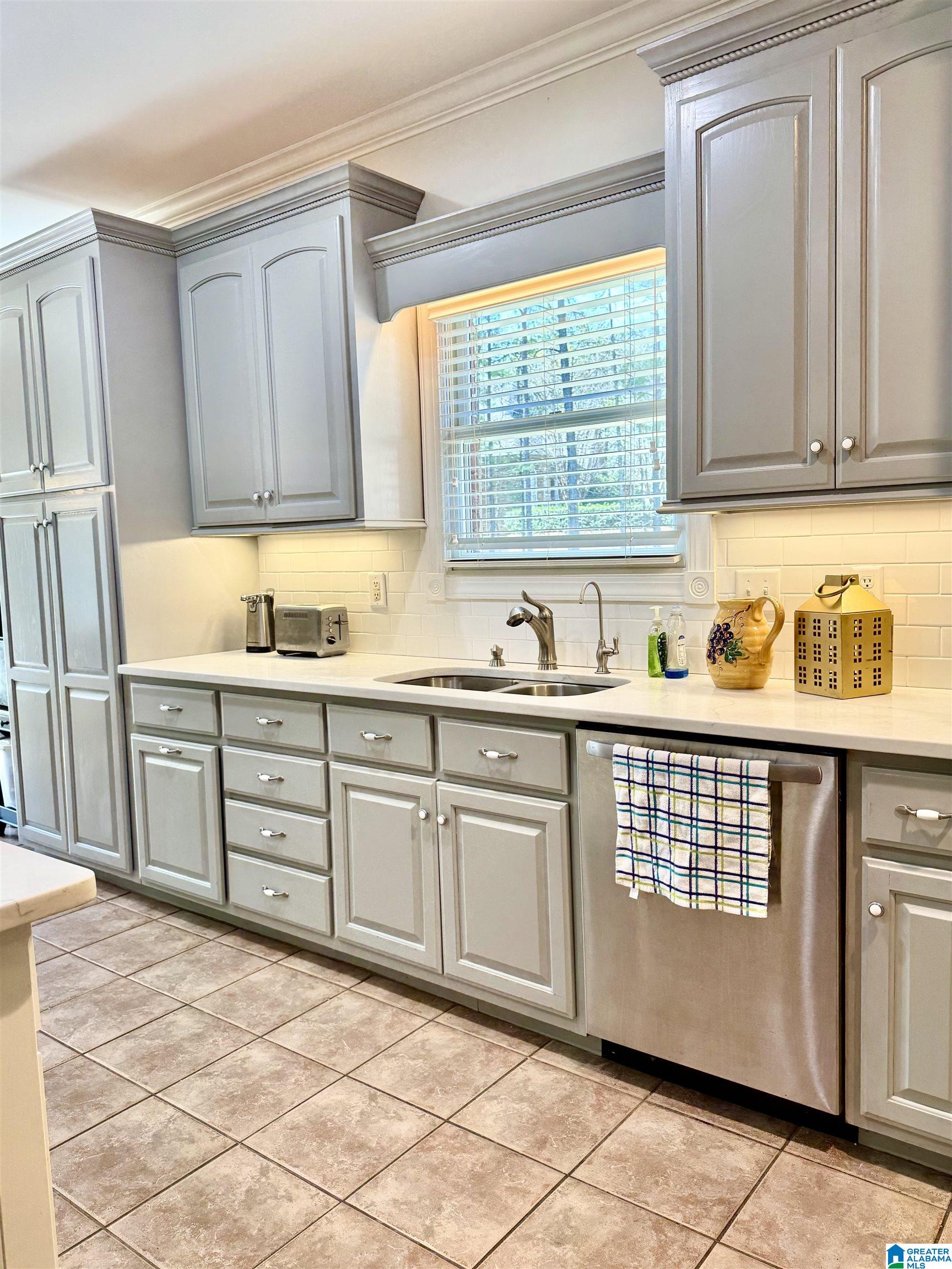 149 Canter Way Alabaster, AL 35007 - Photo 10 of 25 Gallery Image 10
