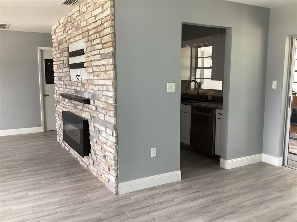 3 Oak Ridge Road Davenport, FL 33837 - Photo 5 of 37