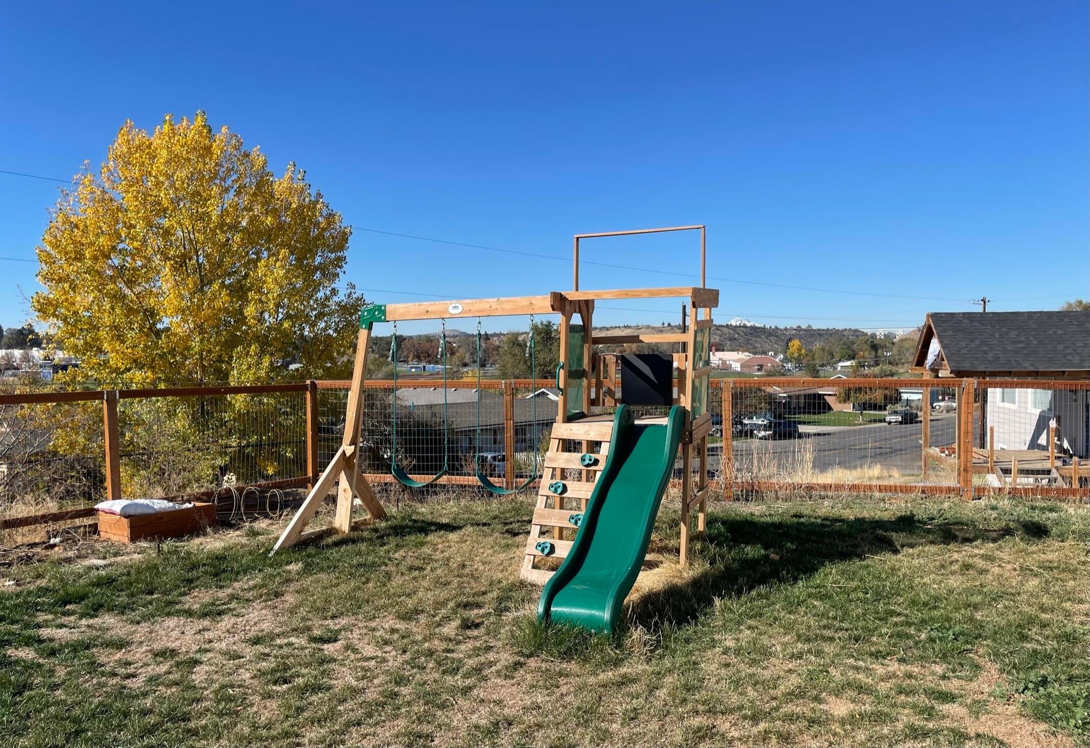 600 Southeast Grizzly Road Madras, OR 97741 - Photo 5 of 40 Swing Play Set