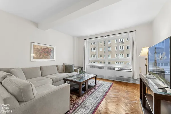 $595,000 | 333 West 57th Street, Unit 502 | Hell's Kitchen