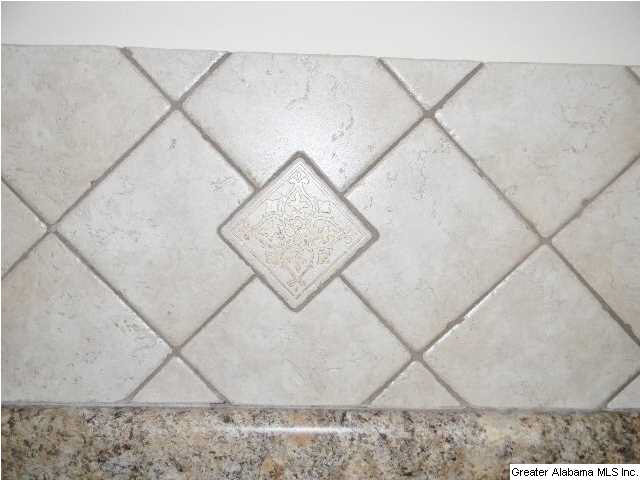615 1st Avenue West Alabaster, AL 35007 - Photo 12 of 31