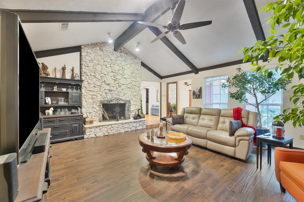 807 Middle Run Duncanville, TX 75137 - Photo 11 of 40