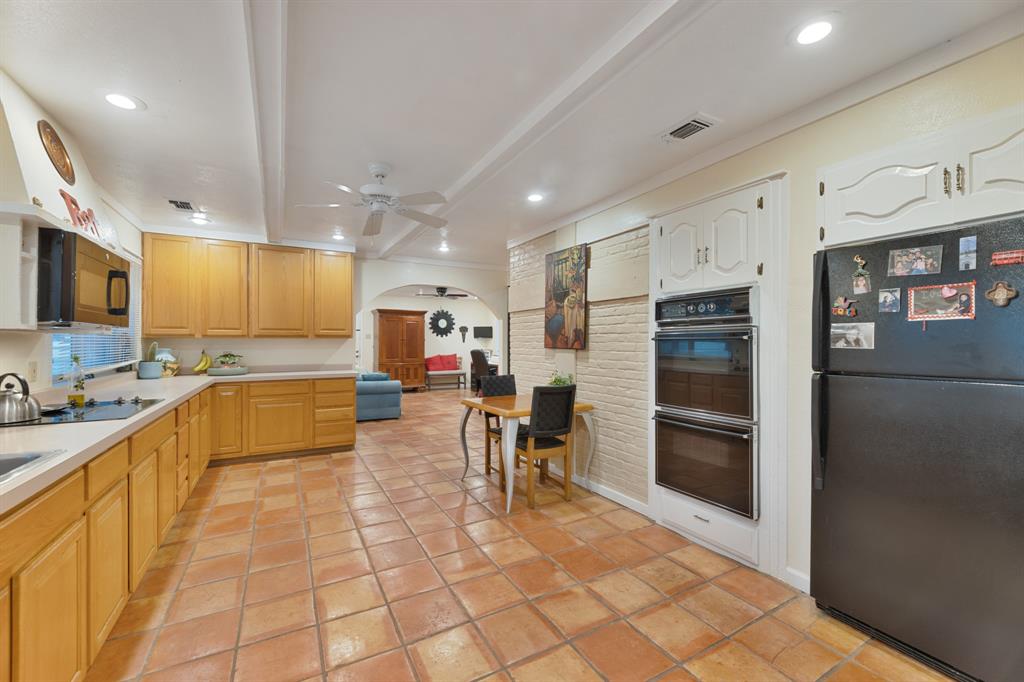 807 Middle Run Duncanville, TX 75137 - Photo 14 of 40