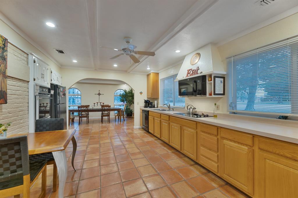 807 Middle Run Duncanville, TX 75137 - Photo 17 of 40