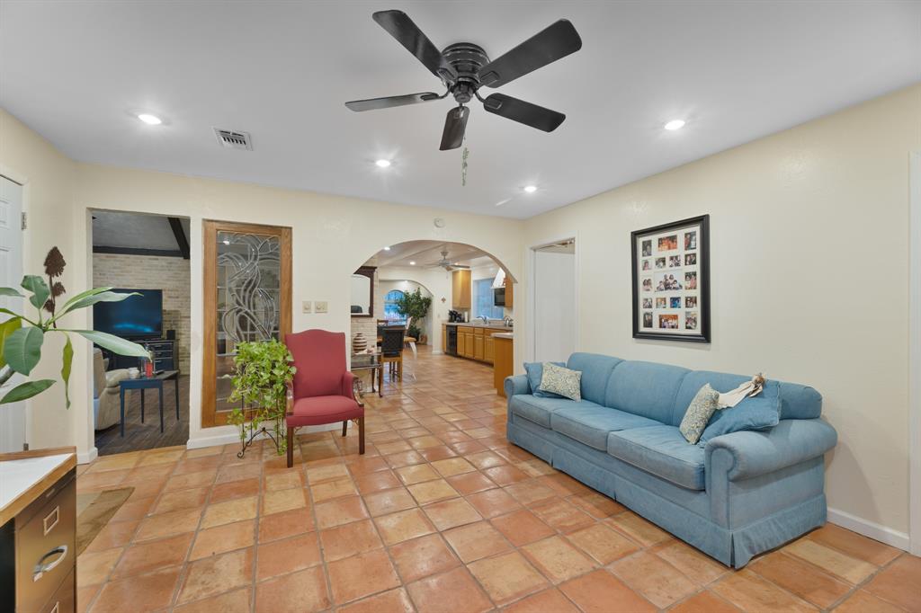 807 Middle Run Duncanville, TX 75137 - Photo 20 of 40