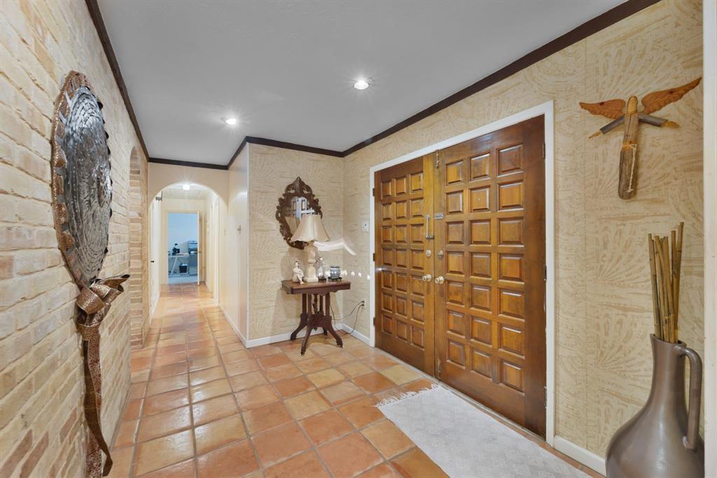 807 Middle Run Duncanville, TX 75137 - Photo 7 of 40