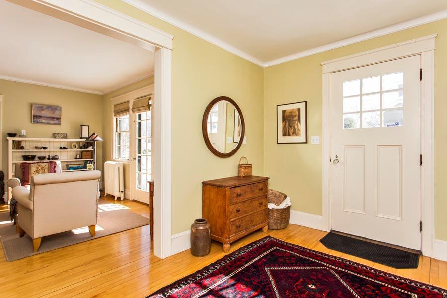 15 Island View Road Cape Elizabeth, ME 04107 - Photo 2 of 22 Front Entry