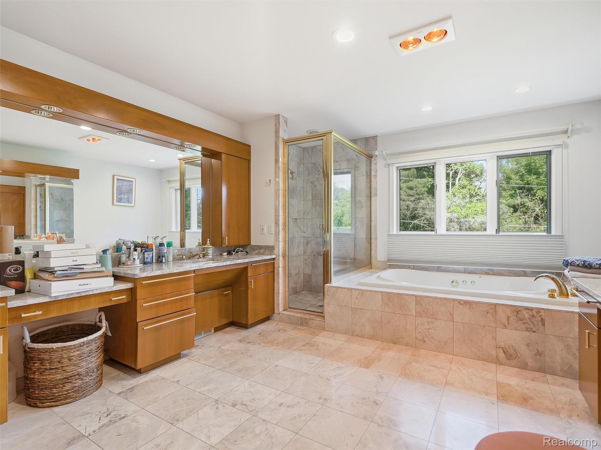3104 Quarton Road Bloomfield Hills, MI 48304 - Photo 20 of 46 52-DSC01813.jpg