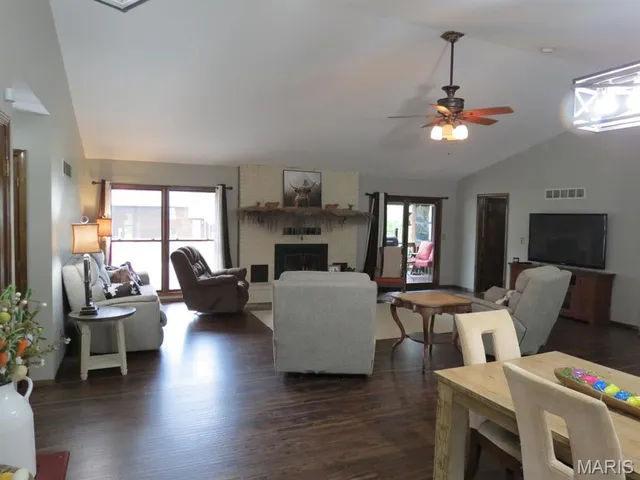 $269,900 | 112 Riverside Drive, Arcadia, MO 63621