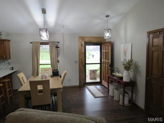 $269,900 | 112 Riverside Drive, Arcadia, MO 63621