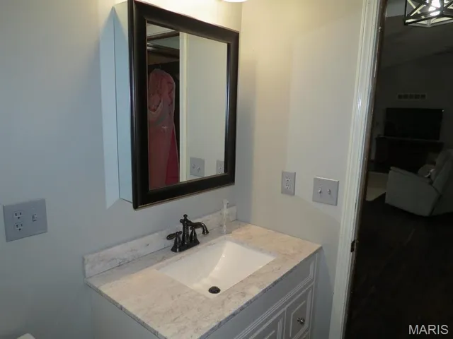 $269,900 | 112 Riverside Drive, Arcadia, MO 63621