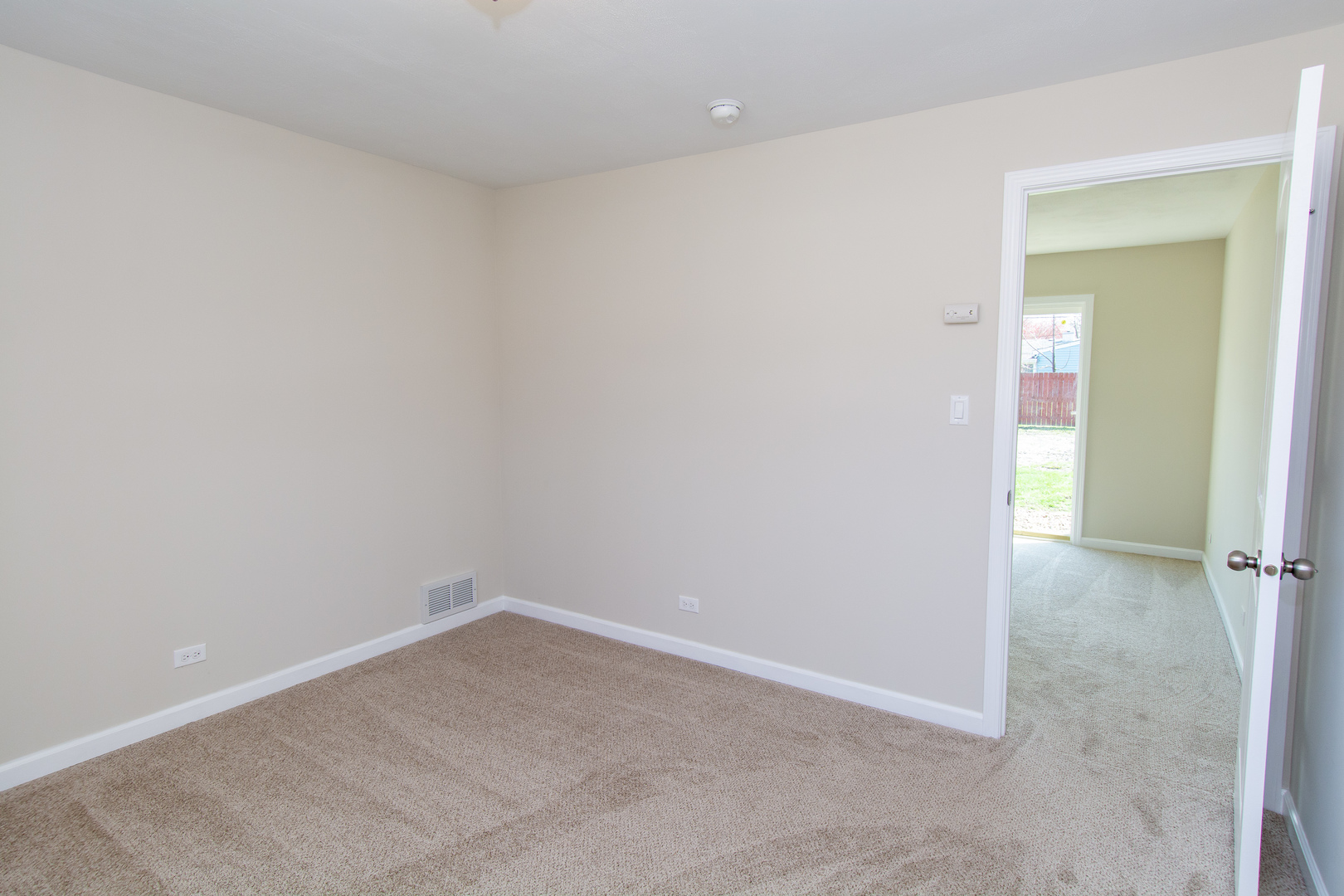 49 Sierra Road Montgomery, IL 60538 - Photo 11 of 27