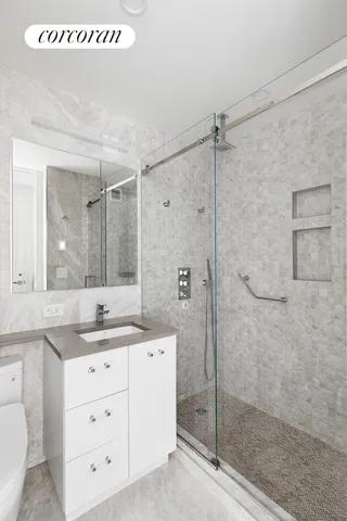 $2,995,000 | 170 East 87th Street, Unit W7C | Upper East Side