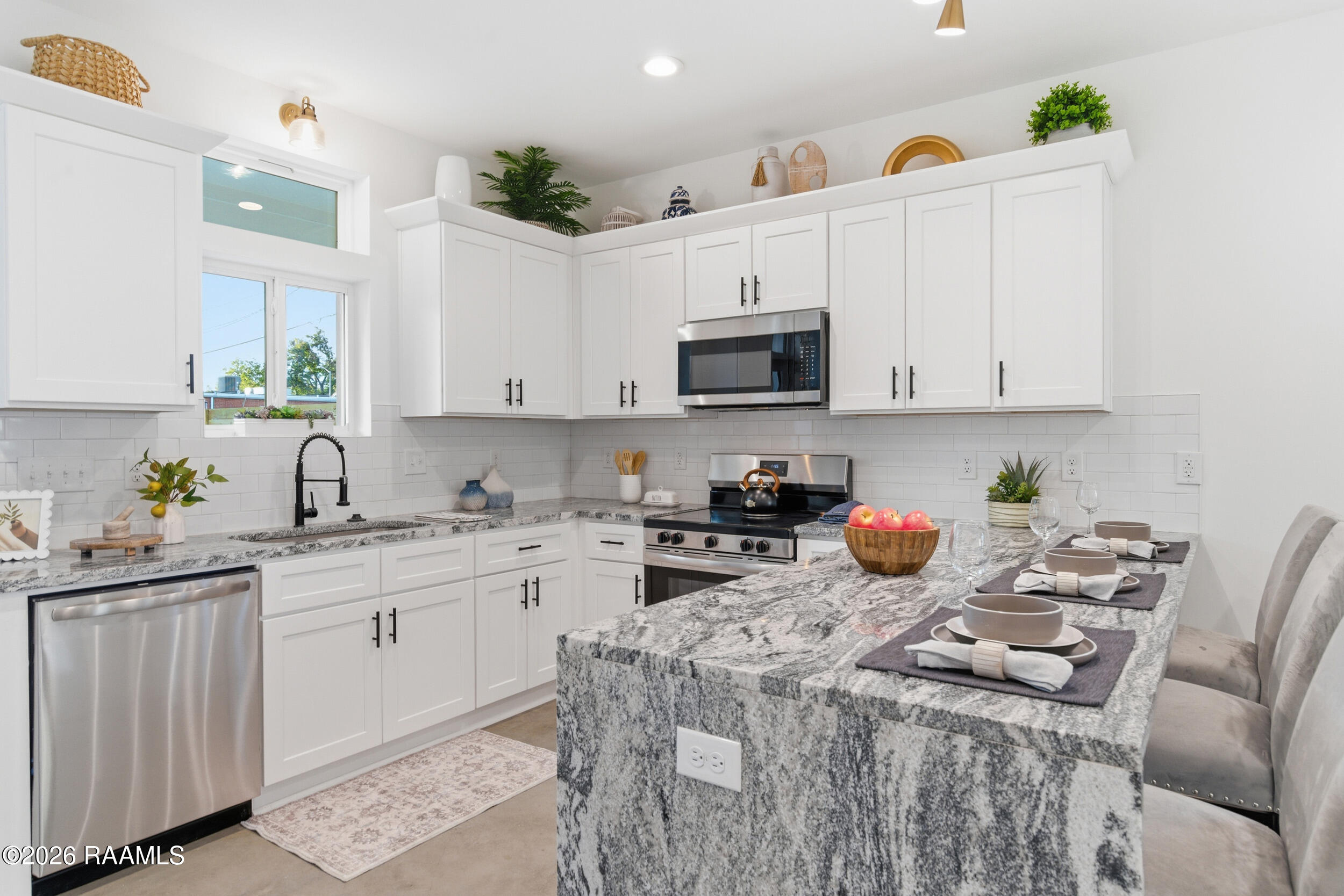 618 South Washington Street, Unit 10A Lafayette, LA 70501 - Photo 4 of 19 618 S Washington Street