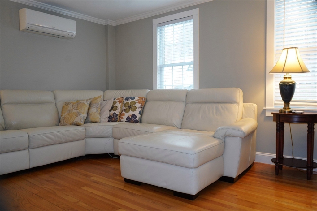 54 Melbourne Road Barnstable, MA 02601 - Photo 11 of 42
