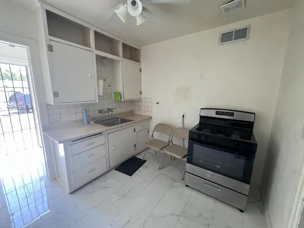 $230,000 | 3244 East Pine Avenue, Fresno, CA 93703