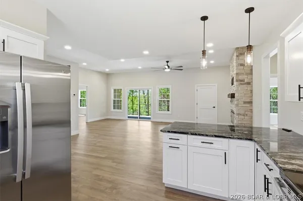 $349,900 | 151 Oak Hill Forest Drive, Eldon, MO 65026