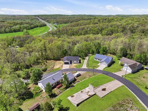 $349,900 | 151 Oak Hill Forest Drive, Eldon, MO 65026