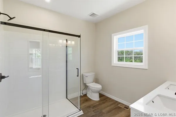$349,900 | 151 Oak Hill Forest Drive, Eldon, MO 65026