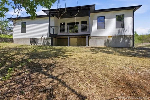 $349,900 | 151 Oak Hill Forest Drive, Eldon, MO 65026
