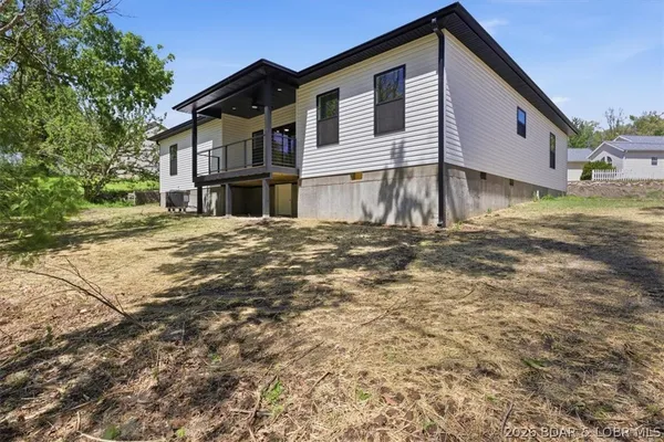 $349,900 | 151 Oak Hill Forest Drive, Eldon, MO 65026