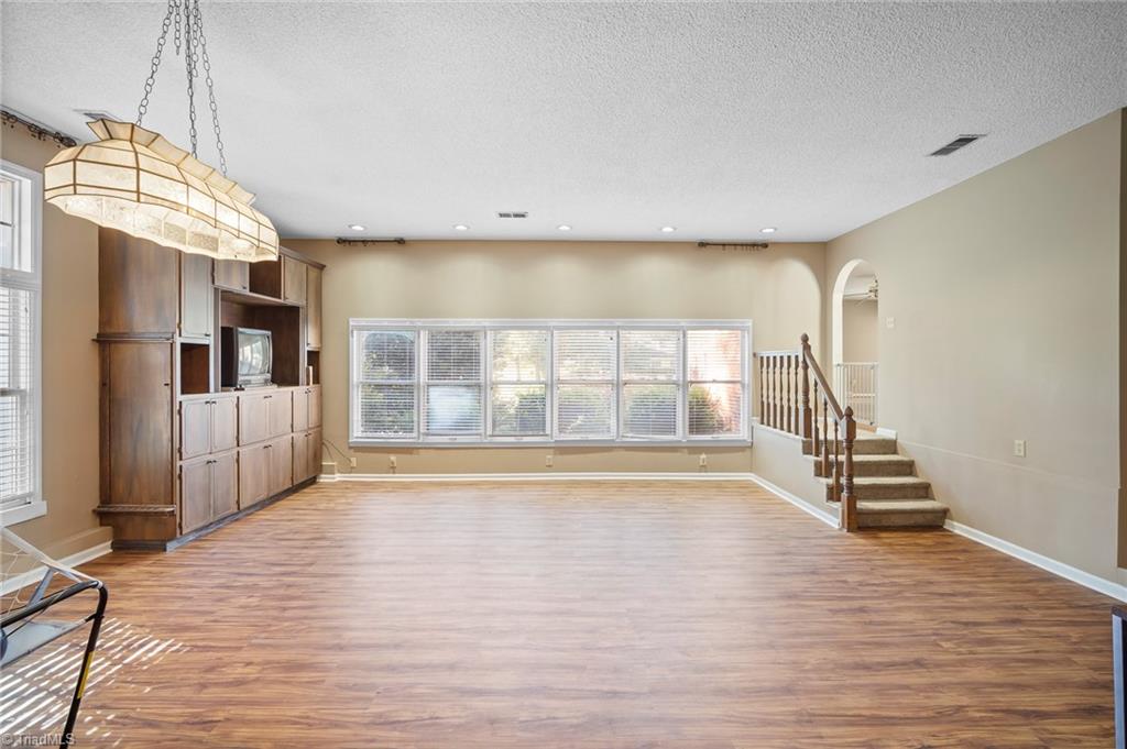 373 Old Farm Road Thomasville, NC 27360 - Photo 12 of 40 Gallery Image 12