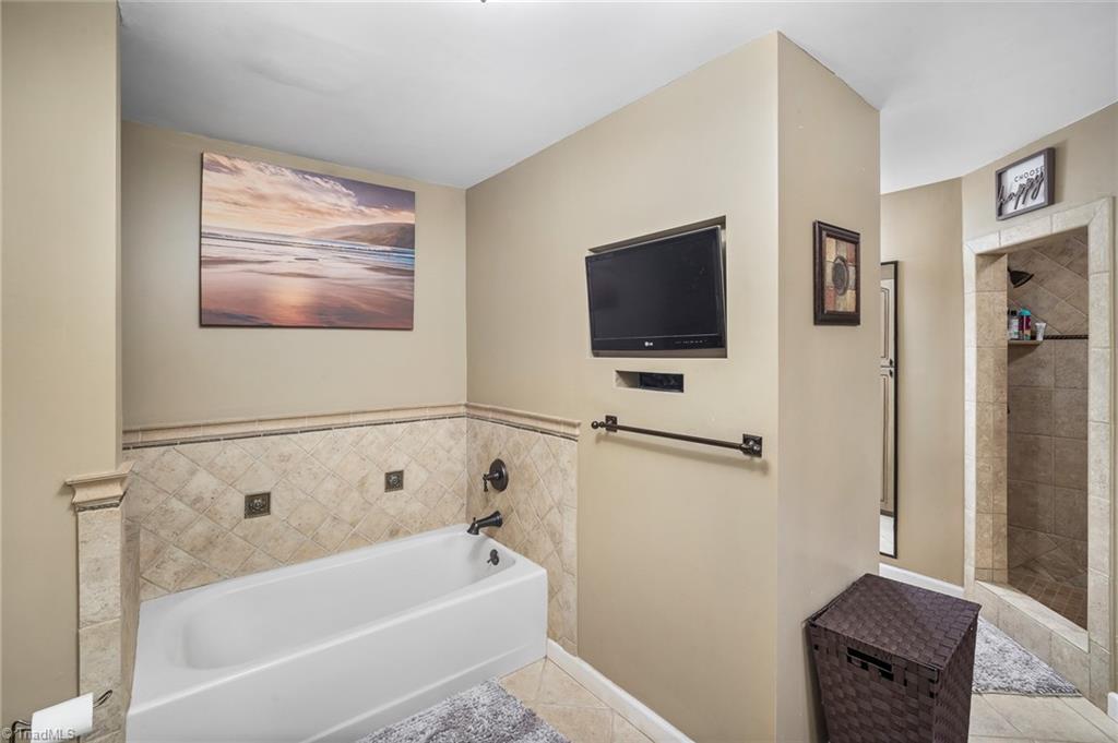 373 Old Farm Road Thomasville, NC 27360 - Photo 24 of 40 Gallery Image 24
