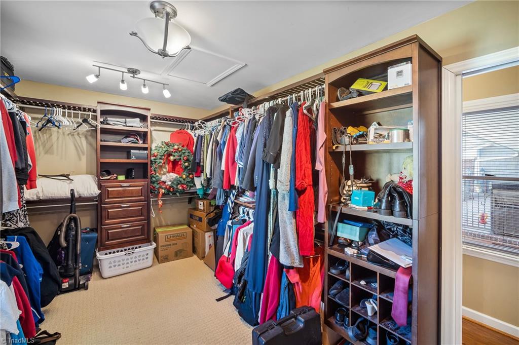 373 Old Farm Road Thomasville, NC 27360 - Photo 28 of 40 Gallery Image 28