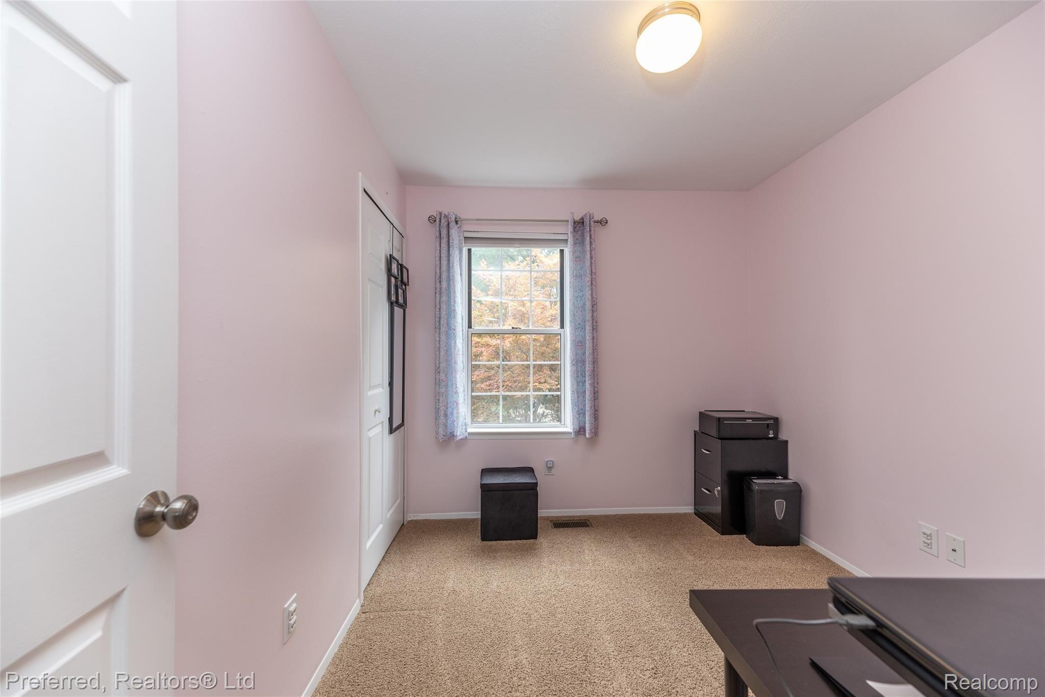 39786 Cheviot Road Canton, MI 48188 - Photo 27 of 36 DSC_2794.jpg