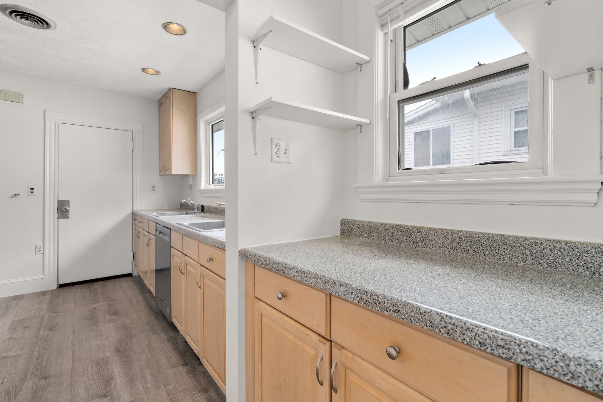 38 Blenford Road, Unit 38 Boston, MA 02135 - Photo 18 of 23 Gallery Image 18