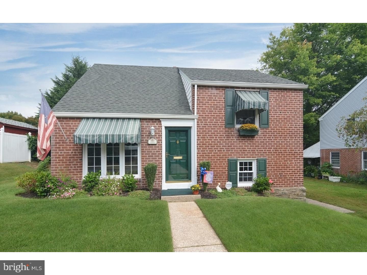 8401 Chippewa Road Philadelphia, PA 19128 - Photo 1 of 25 Exterior Front