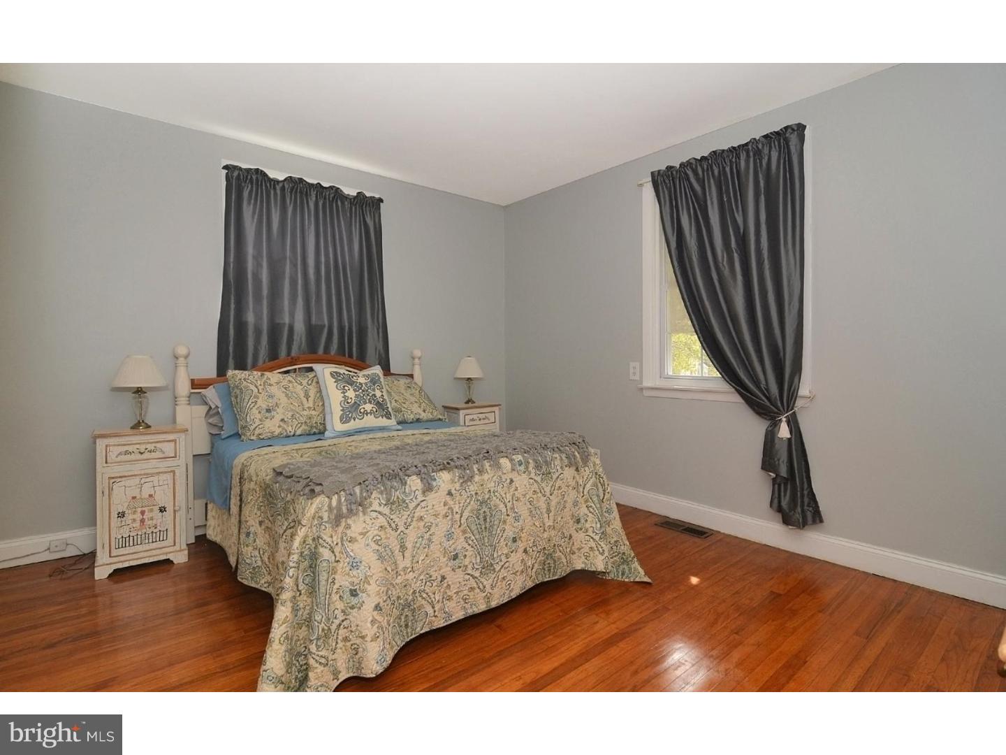 8401 Chippewa Road Philadelphia, PA 19128 - Photo 13 of 25 Master Bedroom