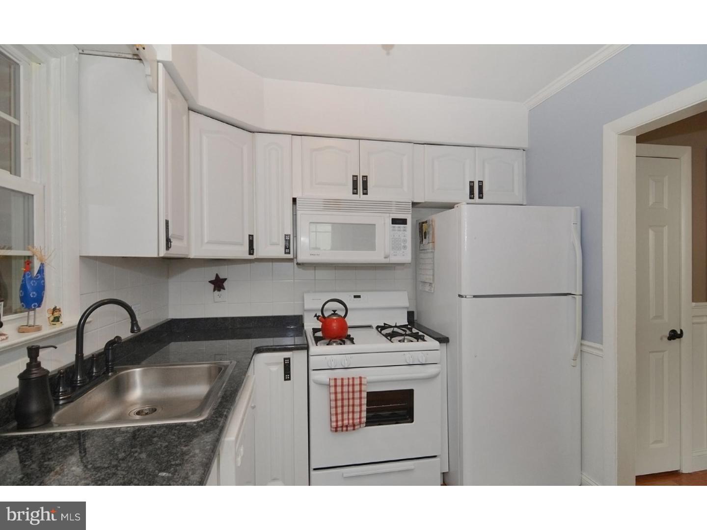 8401 Chippewa Road Philadelphia, PA 19128 - Photo 7 of 25 Kitchen