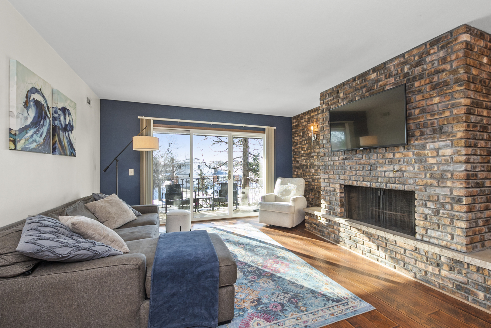 3-n550 Crown Road, Unit 2 Elmhurst, IL 60126 - Photo 6 of 13