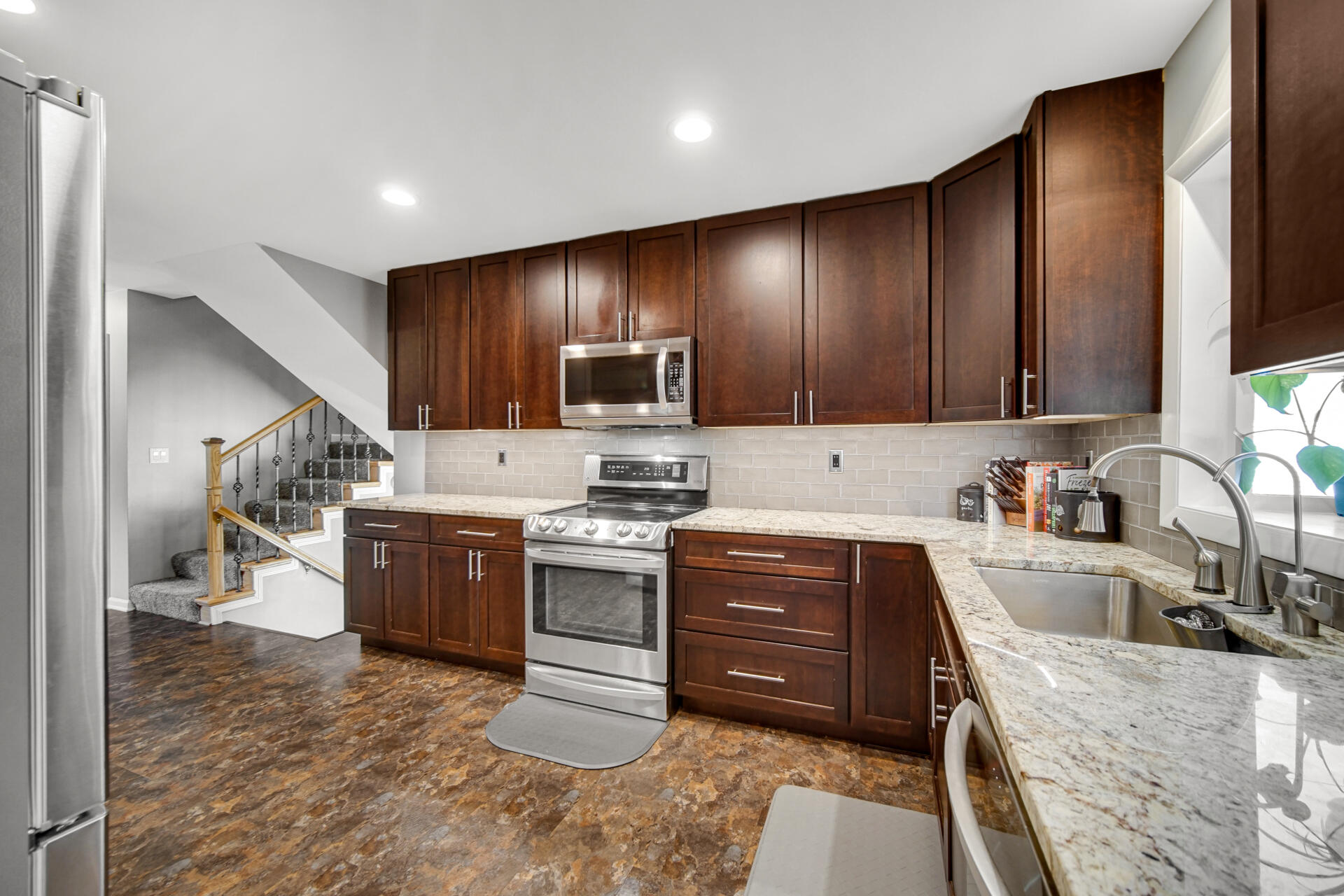 1246 Brandywine Road Crown Point, IN 46307 - Photo 9 of 37 1920x1280