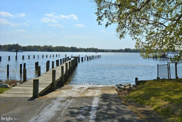 $465,000 | 1237 A Juniper Street, Shady Side, MD 20764