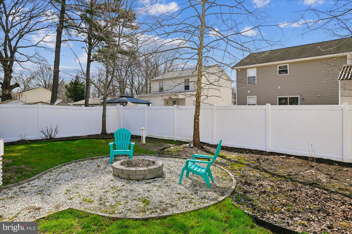 1237 A Juniper Street Shady Side, MD 20764 - Photo 4 of 31 Smores Anyone?