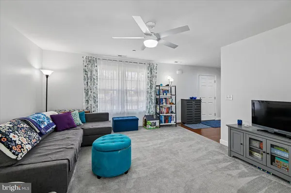 $465,000 | 1237 A Juniper Street, Shady Side, MD 20764