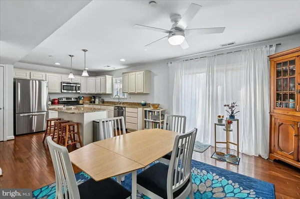 $465,000 | 1237 A Juniper Street, Shady Side, MD 20764