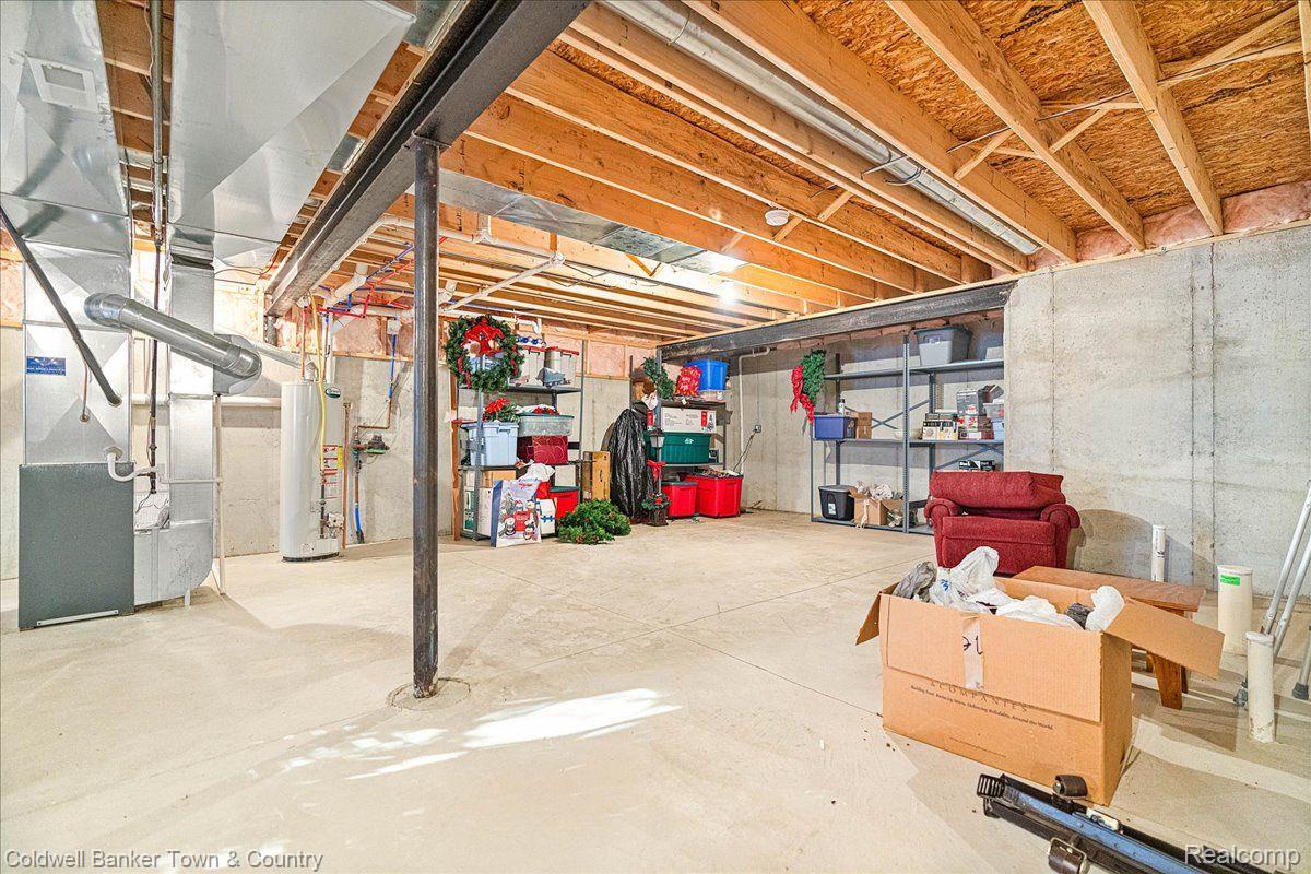 856 Spirea Howell, MI 48843 - Photo 21 of 27 Gallery Image 21