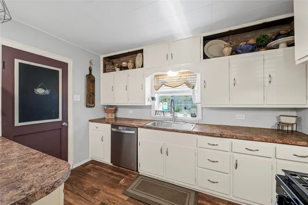 $375,000 | 3027 Poppy Street, Needville, TX 77461