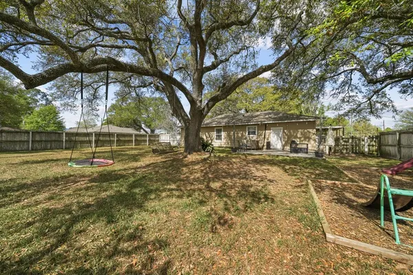 $375,000 | 3027 Poppy Street, Needville, TX 77461