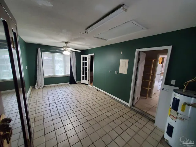 a view of entryway with a front door