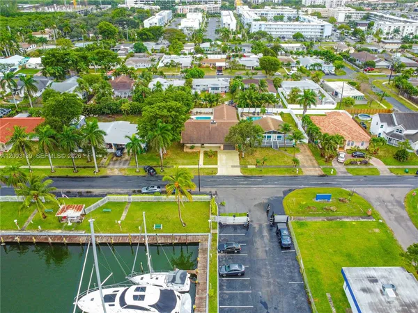$934,000 | 614 Northeast 3rd Street, Dania Beach, FL 33004