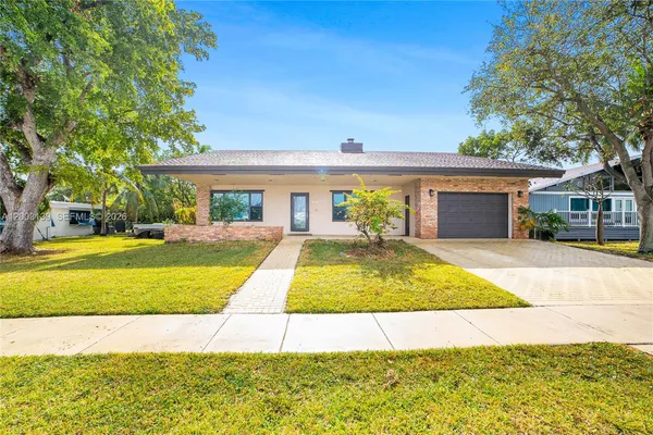 $934,000 | 614 Northeast 3rd Street, Dania Beach, FL 33004