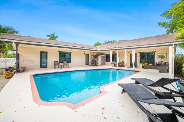 $934,000 | 614 Northeast 3rd Street, Dania Beach, FL 33004