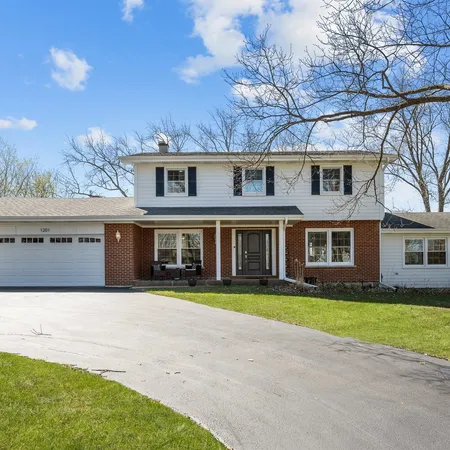 $548,000 | 1201 Country Club Road, Lake Zurich, IL 60047