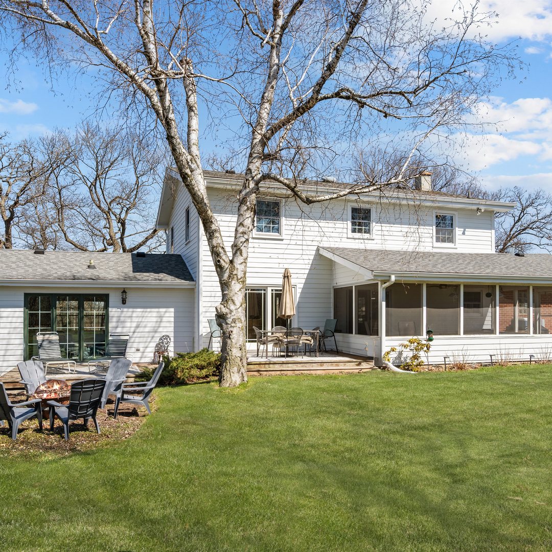 1201 Country Club Road Lake Zurich, IL 60047 - Photo 23 of 26